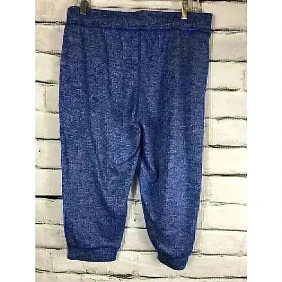 Under Armour Womens Size S/P Blue Capri Pants Style  #1271687 - Picture 2 of 5